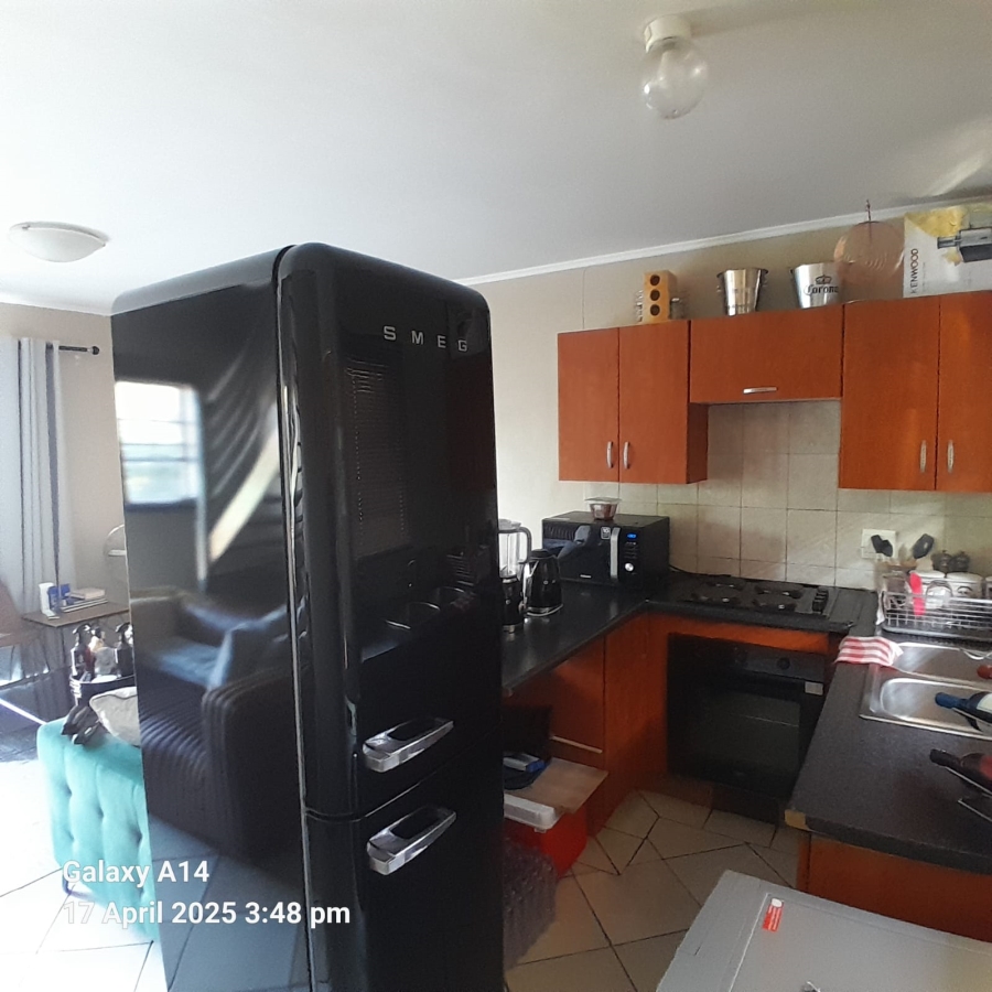 2 Bedroom Property for Sale in Rustenburg Central North West